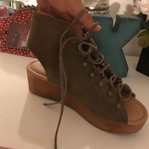 Wedged high heels? Clogs? Idk what to call them.